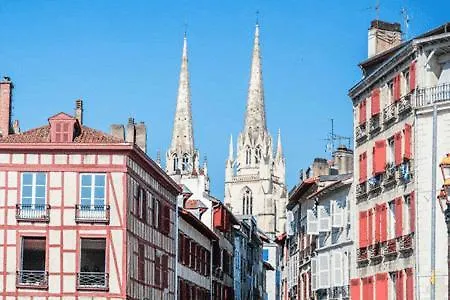 Entre & Anglet Avec Parking דירה