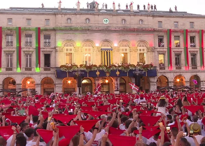 Entre & Anglet Avec Parking Apartment *